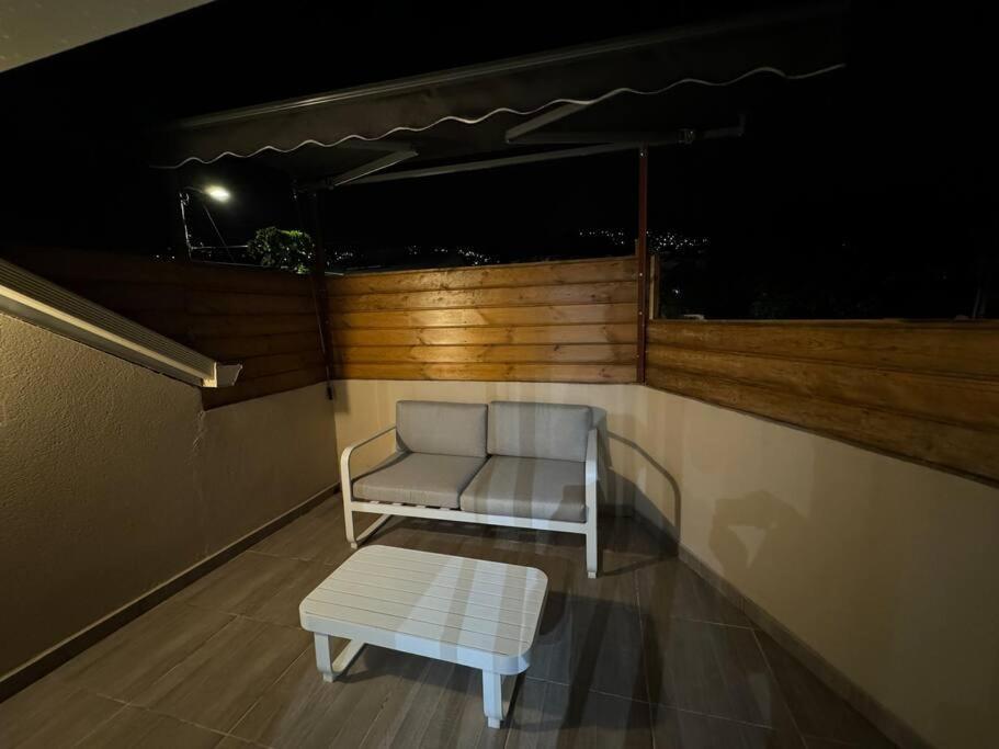 Grand Studio Charmant, Tout Equipe… Saint-Denis Luaran gambar